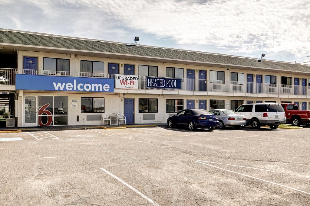 Motel 6 Wells Luaran gambar
