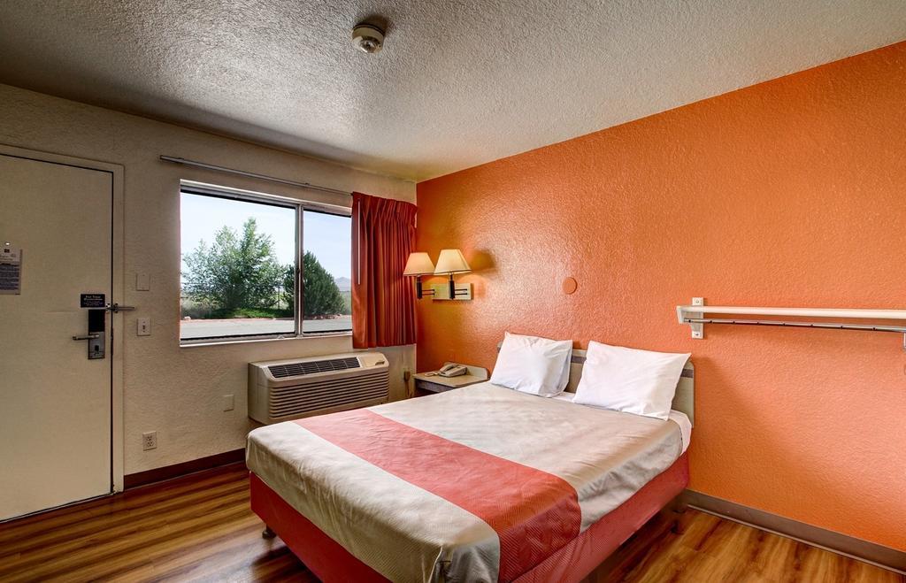 Motel 6 Wells Luaran gambar