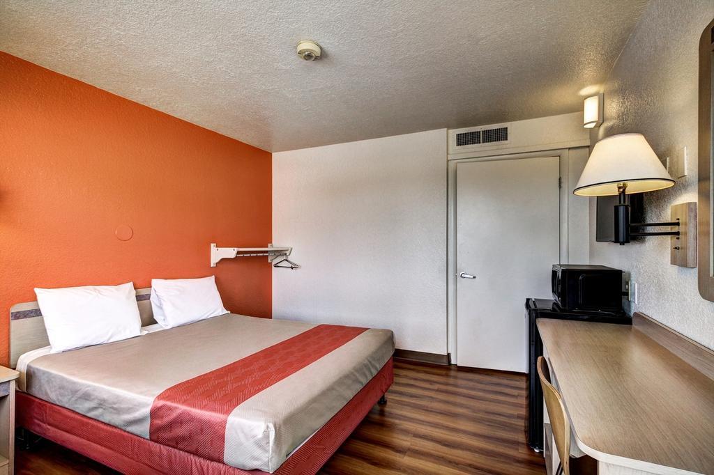 Motel 6 Wells Luaran gambar
